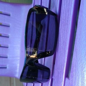 Fox Racing wraparound sunglasses 🕶️